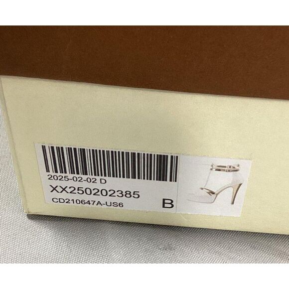 Only Maker White and Gold T-Strap Platform Stiletto Heels Size 5.5 w/ Box - Picture 8 of 8